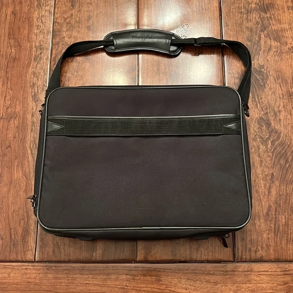 Dell Laptop Case 17”x12”x4”